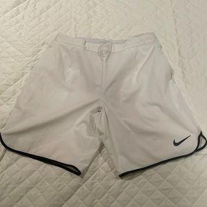 Nike Tennis shorts men’s large